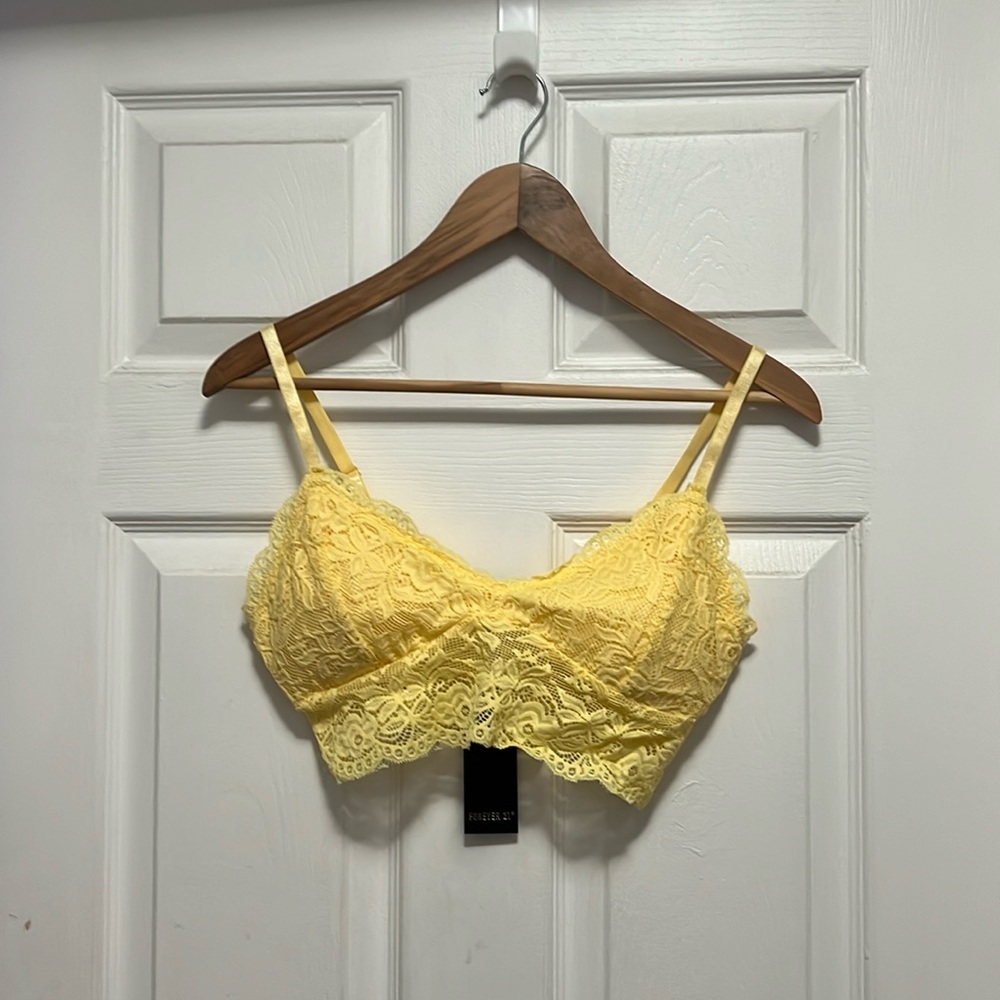 Forever 21 never worn tags still attached